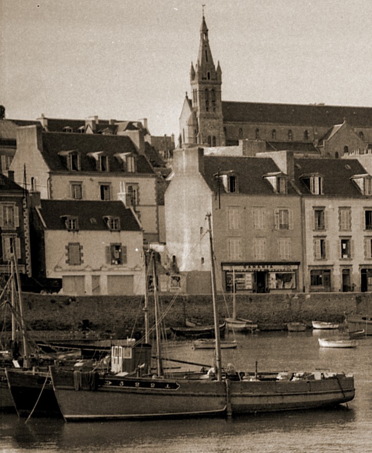 Source : Archives Départementales du Finistère - Carte postale Réma (Détail)