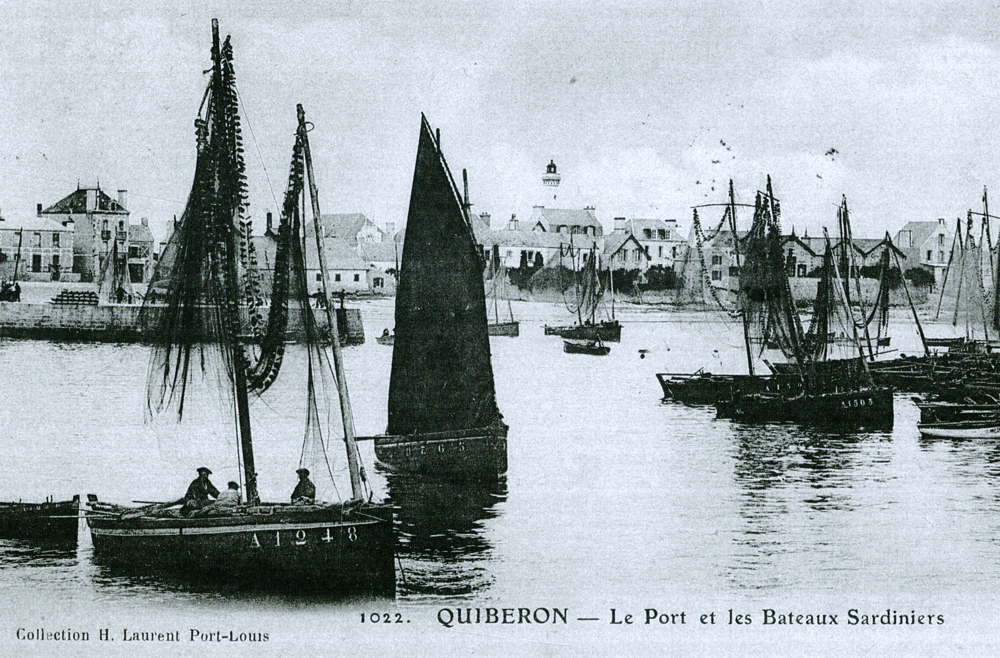 Source : Collection H. Laurent, Port-Louis. Carte postale n° 1022. Communiquée par Marcel Kernaléguen